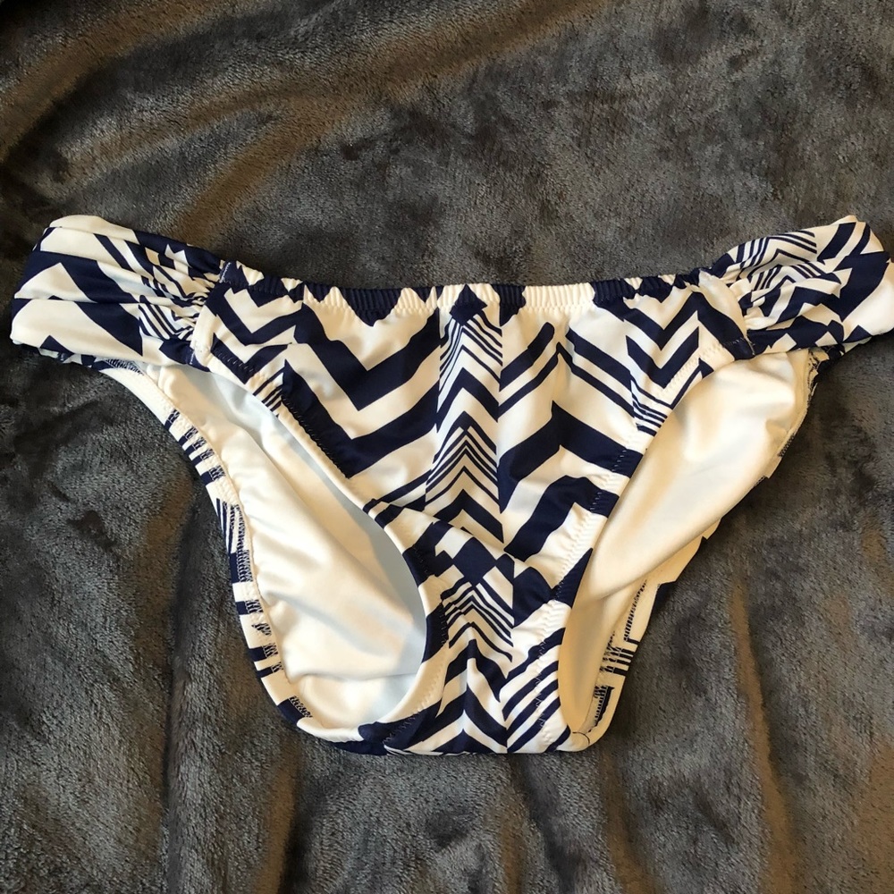 Bikini bottems